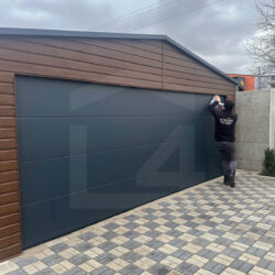 Garaż blaszany Orzech 6m x 5,8m z bramą segmentową - obrazek 8