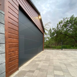 Garaż dwuspadowy Orzech Premium 6m x 6m brama segmentowa - obrazek 2