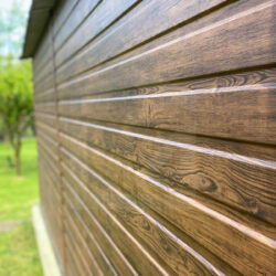 Garaż blaszany z wnęką drewnopodobny Orzech 6m x 6m - obrazek 3